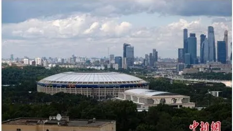 波神前三节神勇表现，10中6狂揽30分8板2助2帽，火力全开！