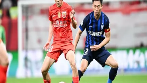 克雷莫内塞1-0领先比萨，瓦尔迪致胜一球